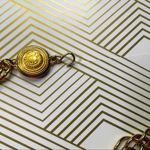 Gold tone Vintage Liz Claiborne chain belt.